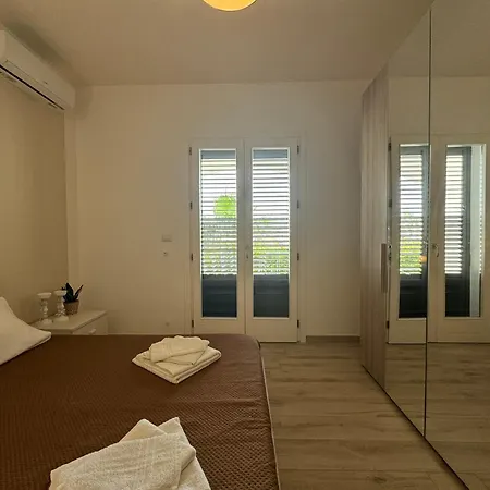 Holiday home Elemiri